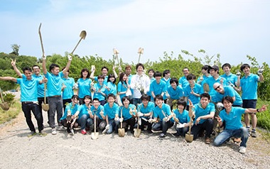 【CSRレポート】5月24日実施「まるっと体験海の森」を開催し、社員が参加しました